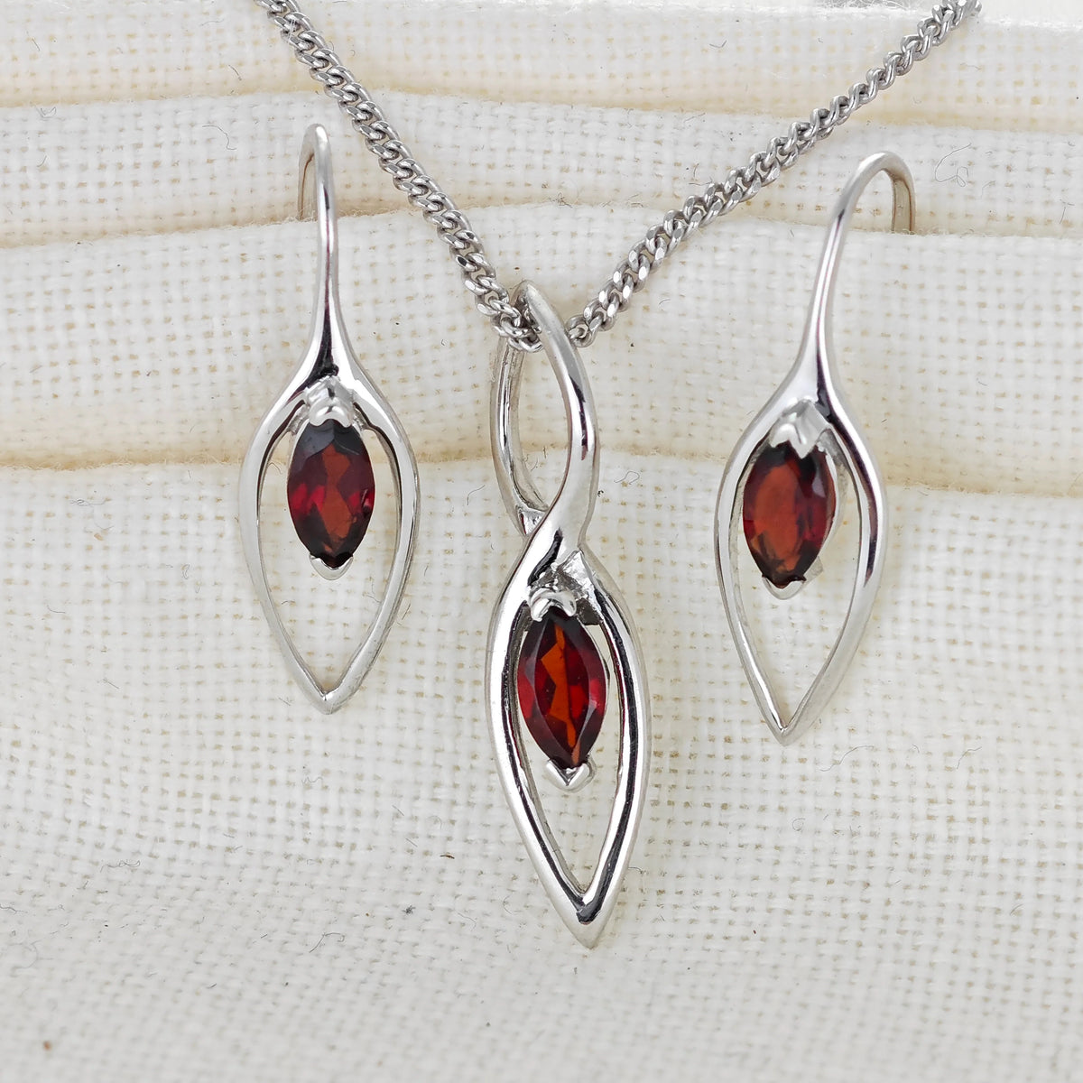 Garnet jewellery – necklaces, rings, earrings – designed in the UK