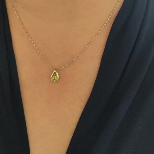 peridot metal pendant necklace image 2