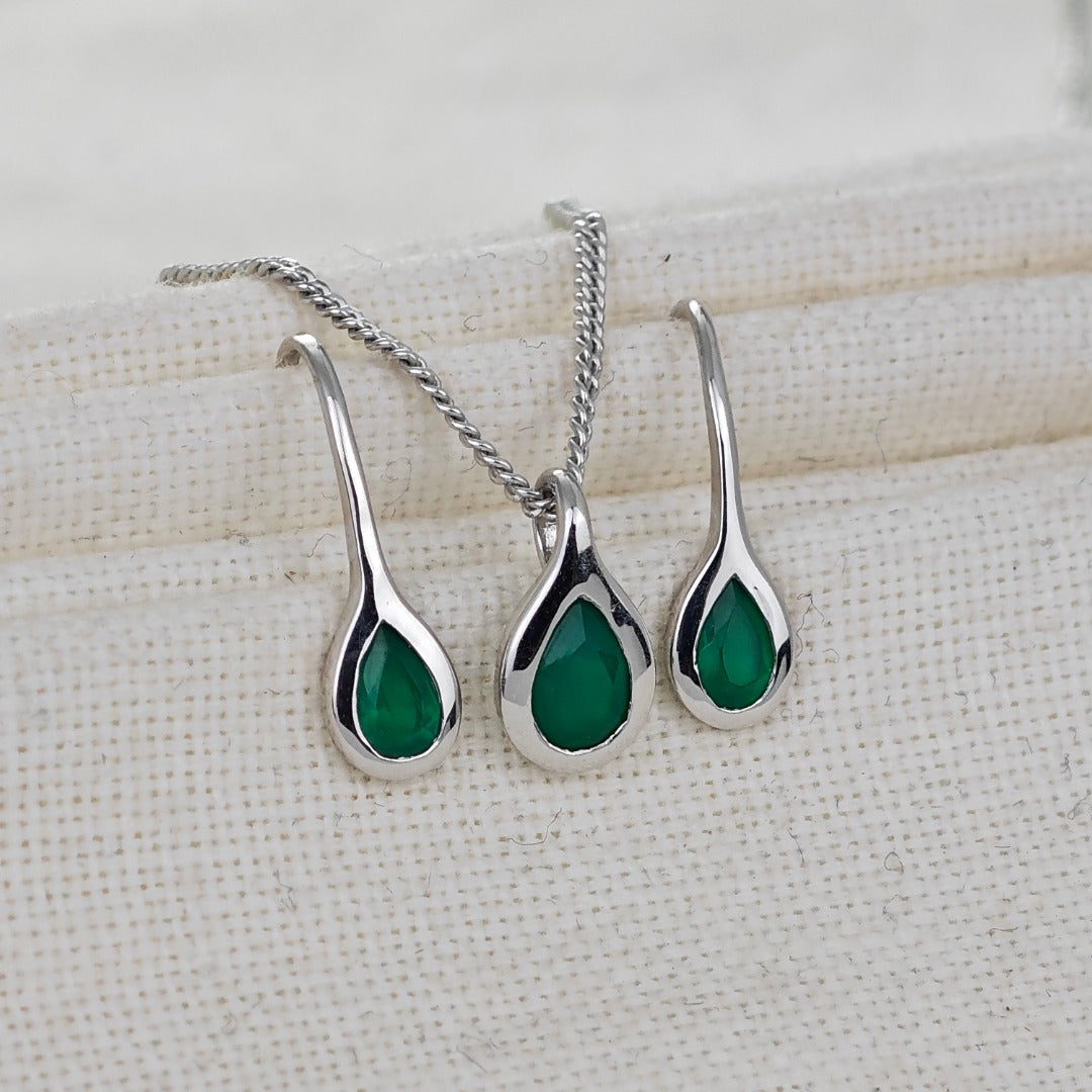 Sterling Silver Necklace Dangle Earring Set Onyx Green Pear Pendant May Birthstone