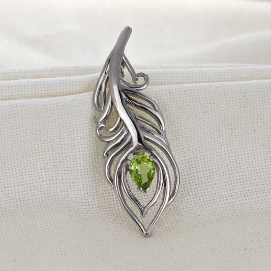 peridot silver brooch image 2