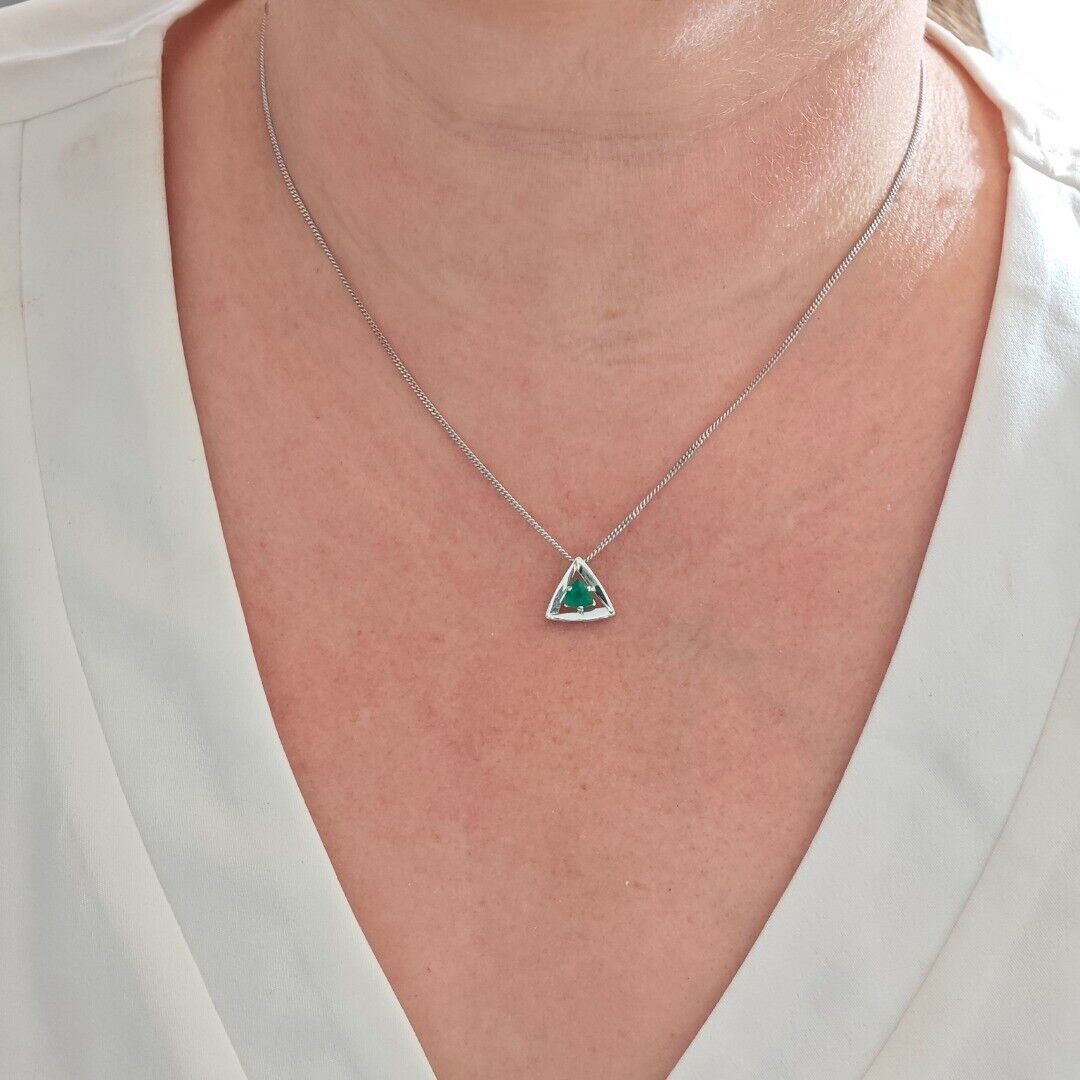 Green Onyx Trillion Necklace in Sterling Silver