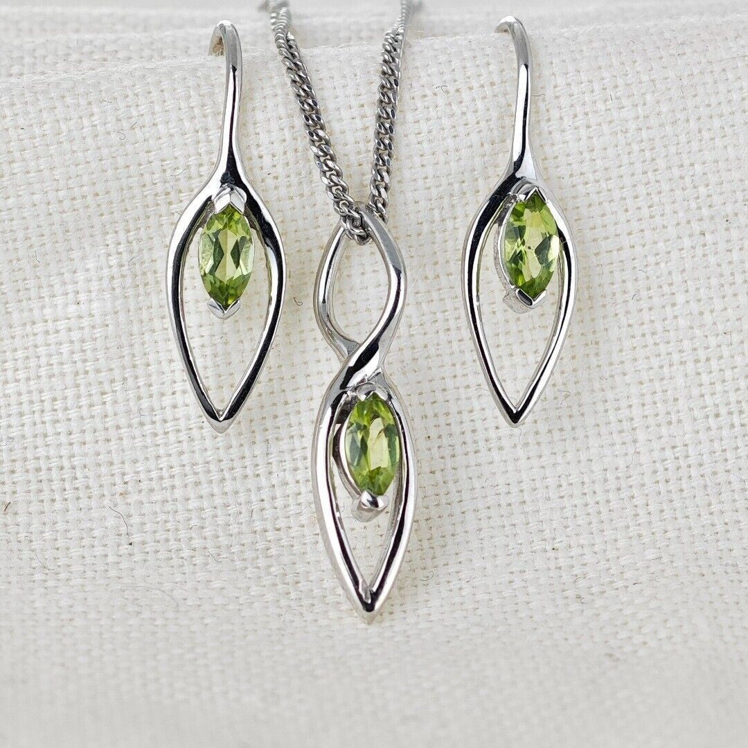 peridot silver dangle earrings image 4