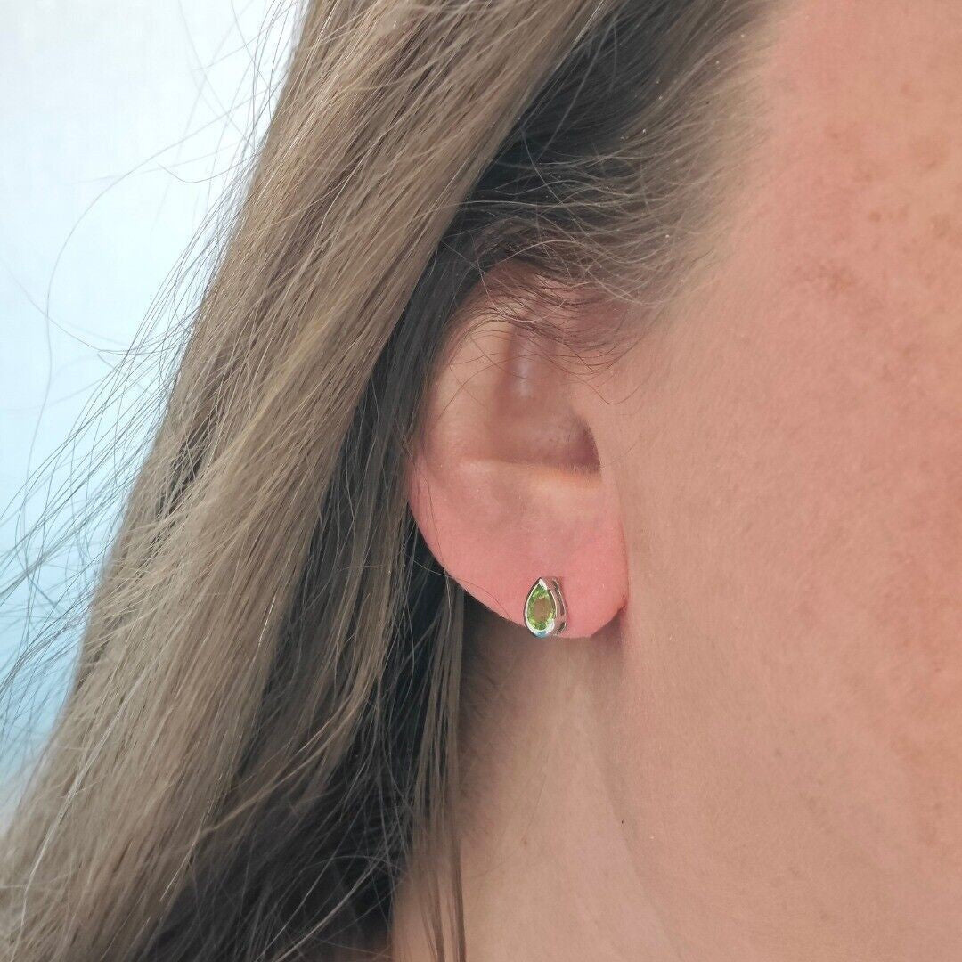 peridot silver stud earrings image 2