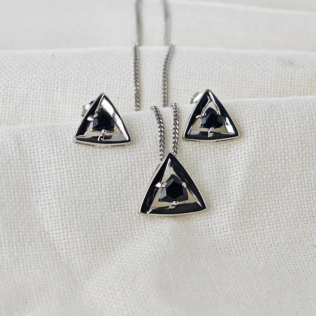 Sapphire Trillion Jewellery Set in Sterling Silver