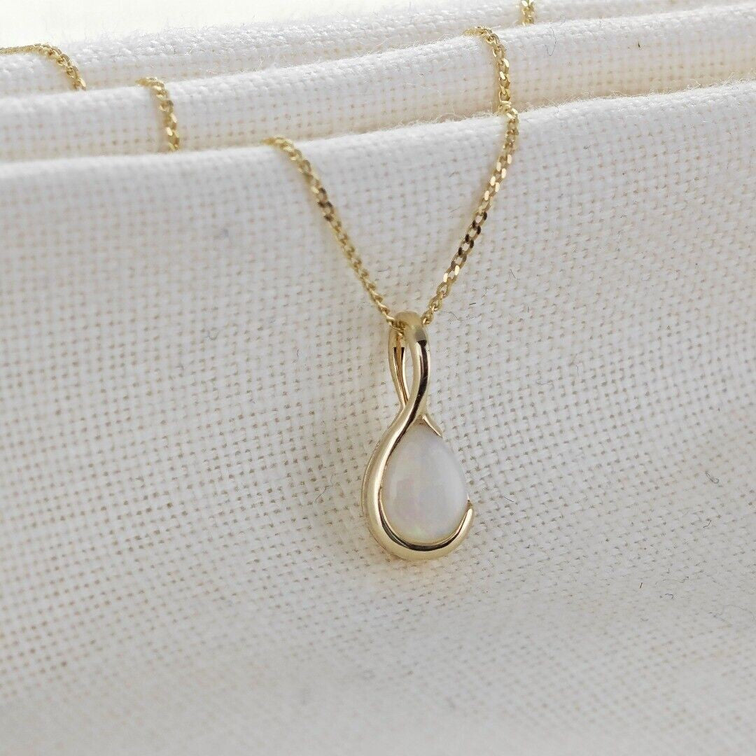 Elegant 9ct Gold White Opal Necklace