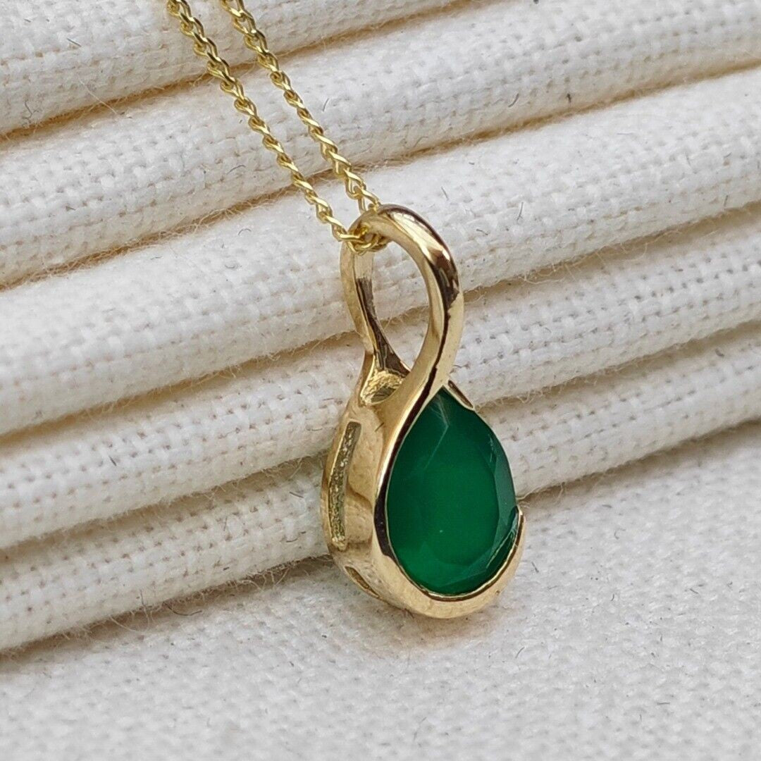 Green Onyx Infinity Loop Necklace in 9ct Gold