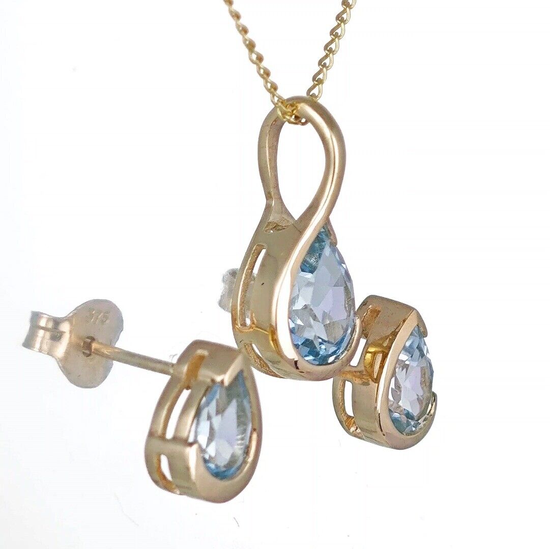 Blue Topaz Infinity Loop Jewellery Set in 9ct Gold