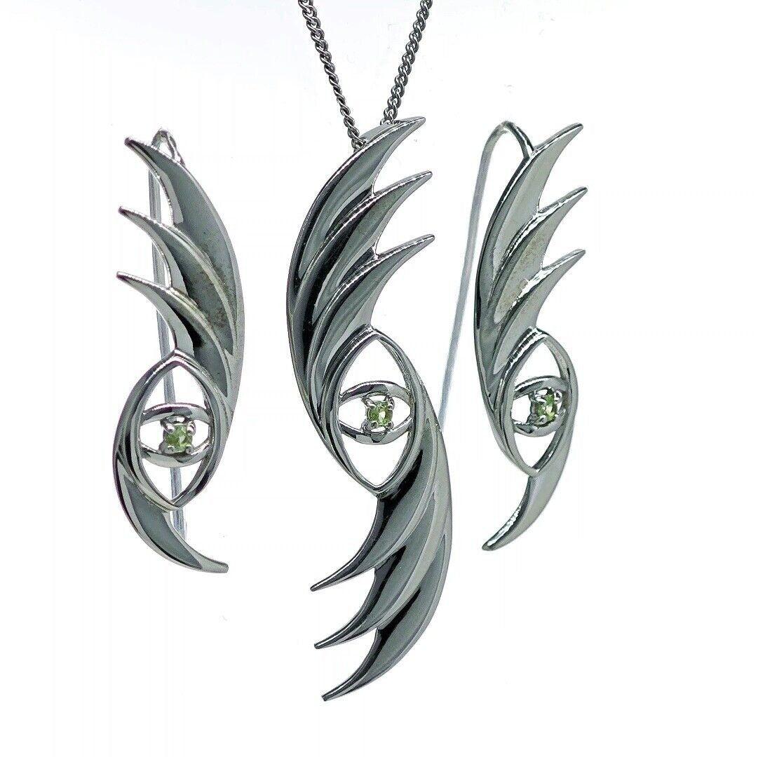 peridot silver dangle earrings image 7