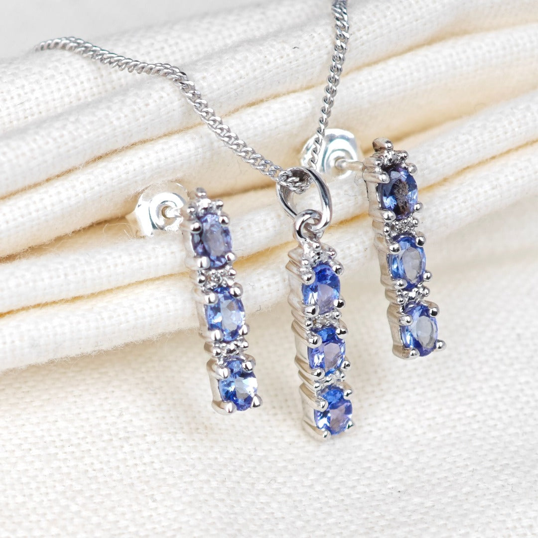 Tanzanite Necklace and stud earrings Set with Diamonds