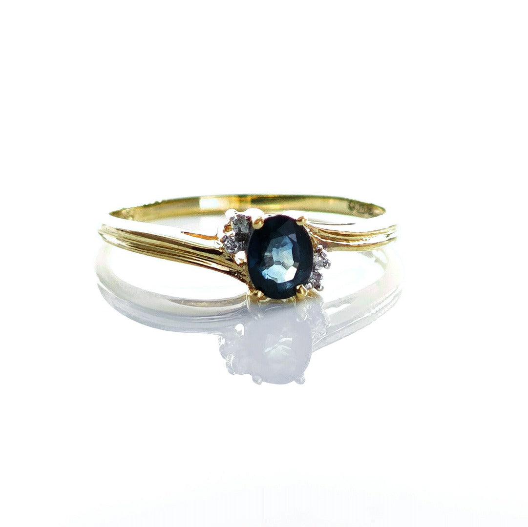 9ct Sapphire Ring Size O Diamond Yellow Gold 0.45ct Blue Oval Gemstone