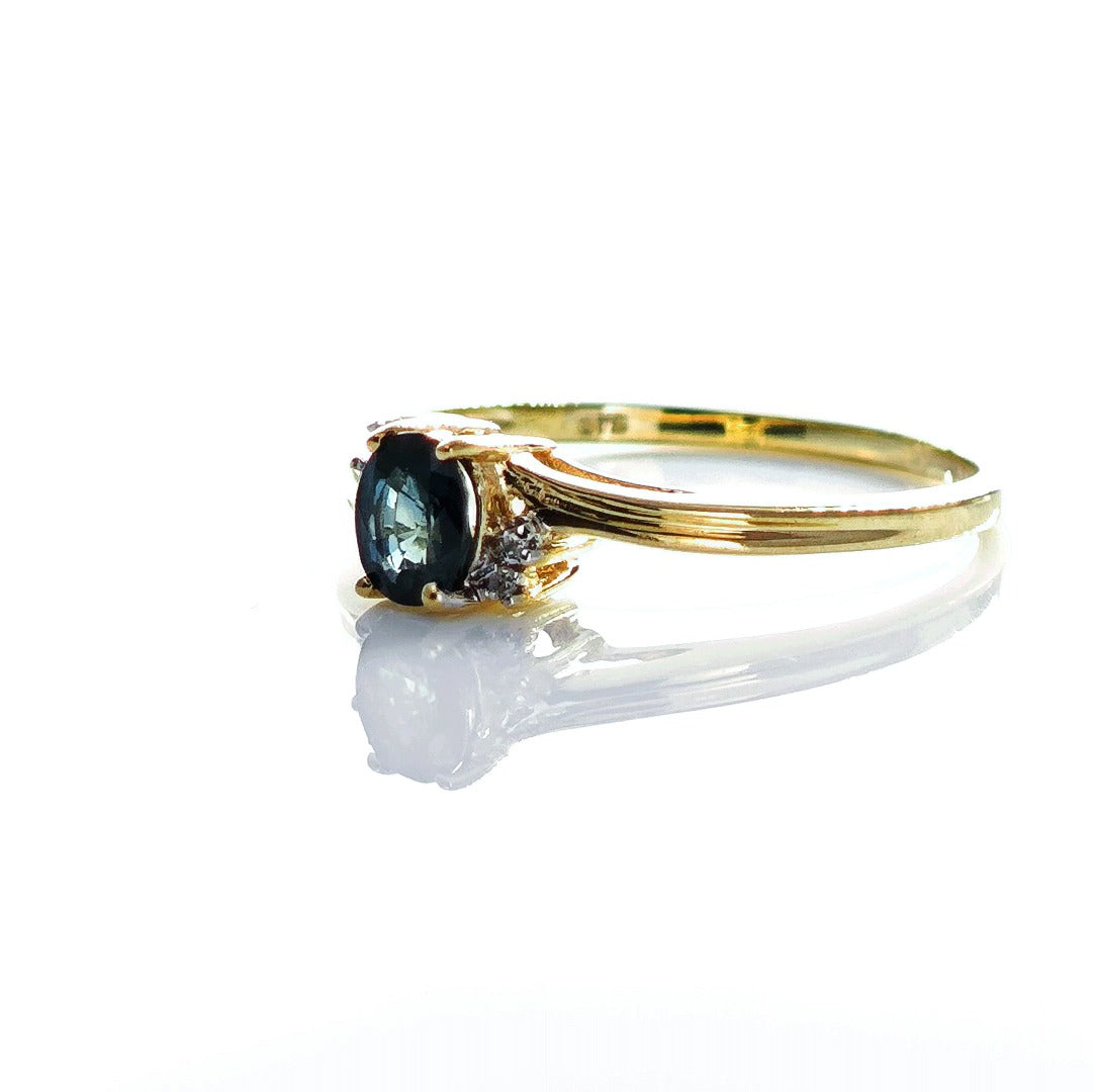 9ct Sapphire Ring Size O Diamond Yellow Gold 0.45ct Blue Oval Gemstone