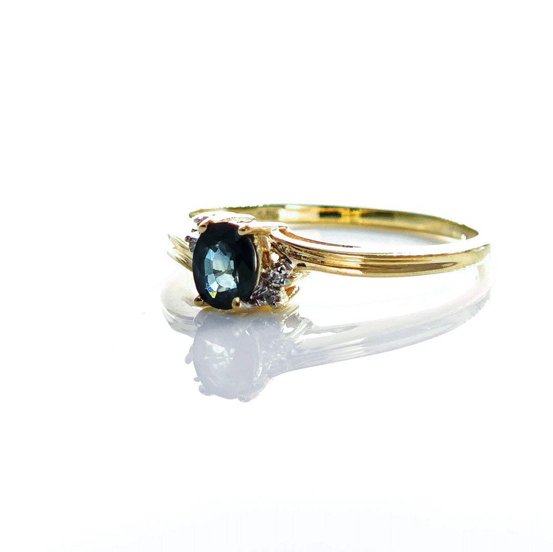 9ct Sapphire Ring Size O Diamond Yellow Gold 0.45ct Blue Oval Gemstone