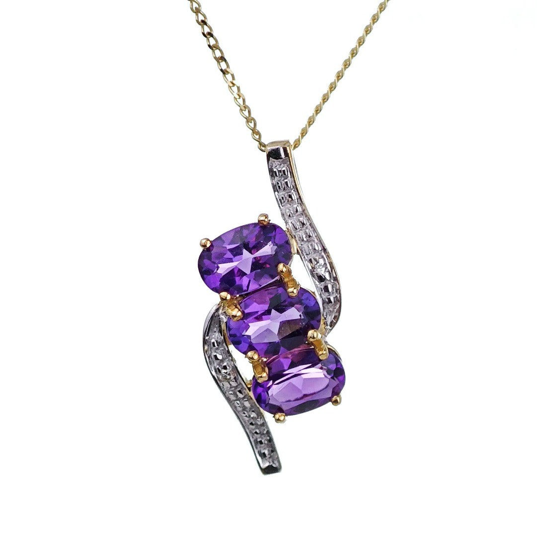 Amethyst Oval Necklace in 9ct Gold