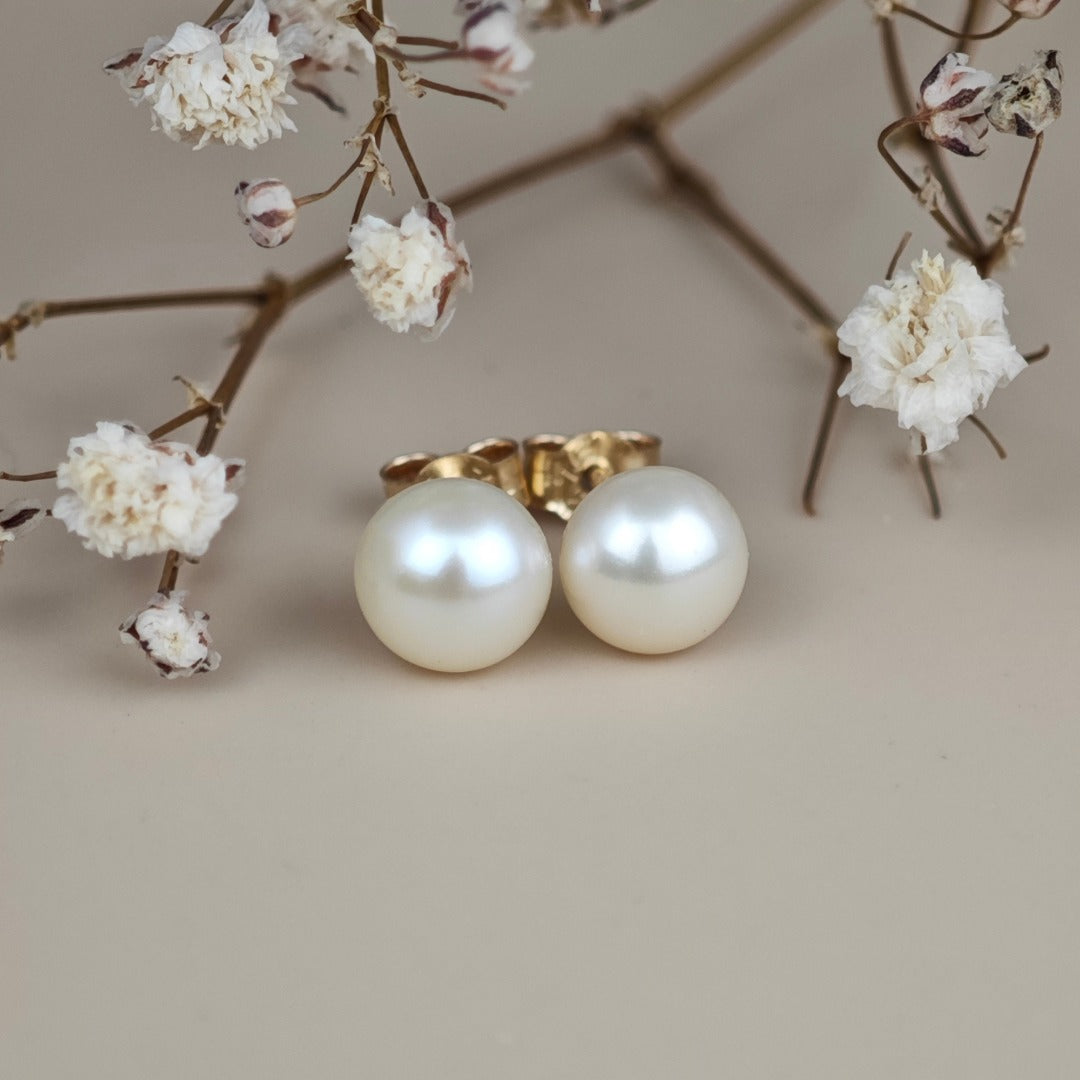 9ct Ivory Pearl Earrings 6mm button studs butterfly back