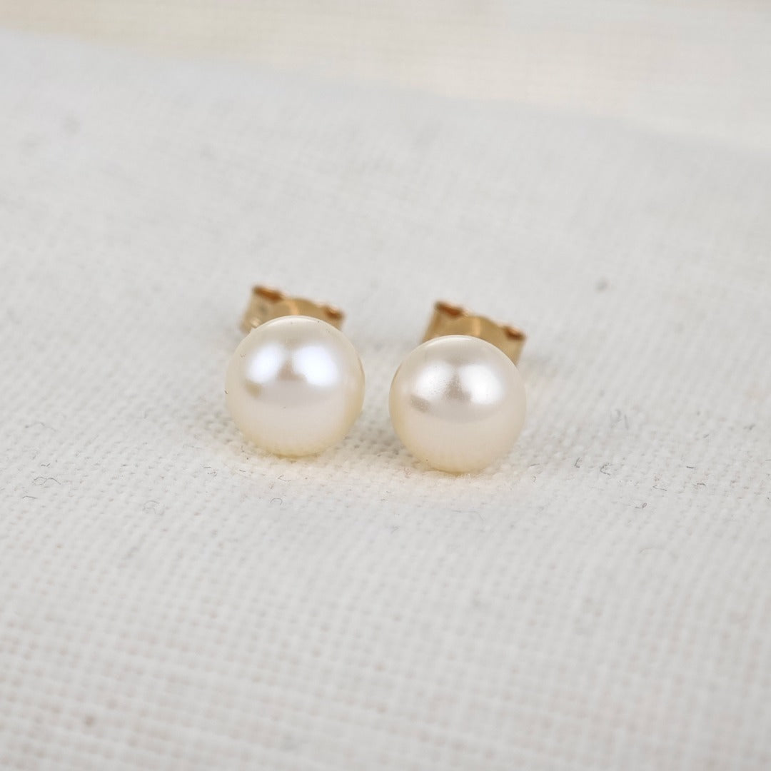 9ct Ivory Pearl Earrings 6mm button studs butterfly back