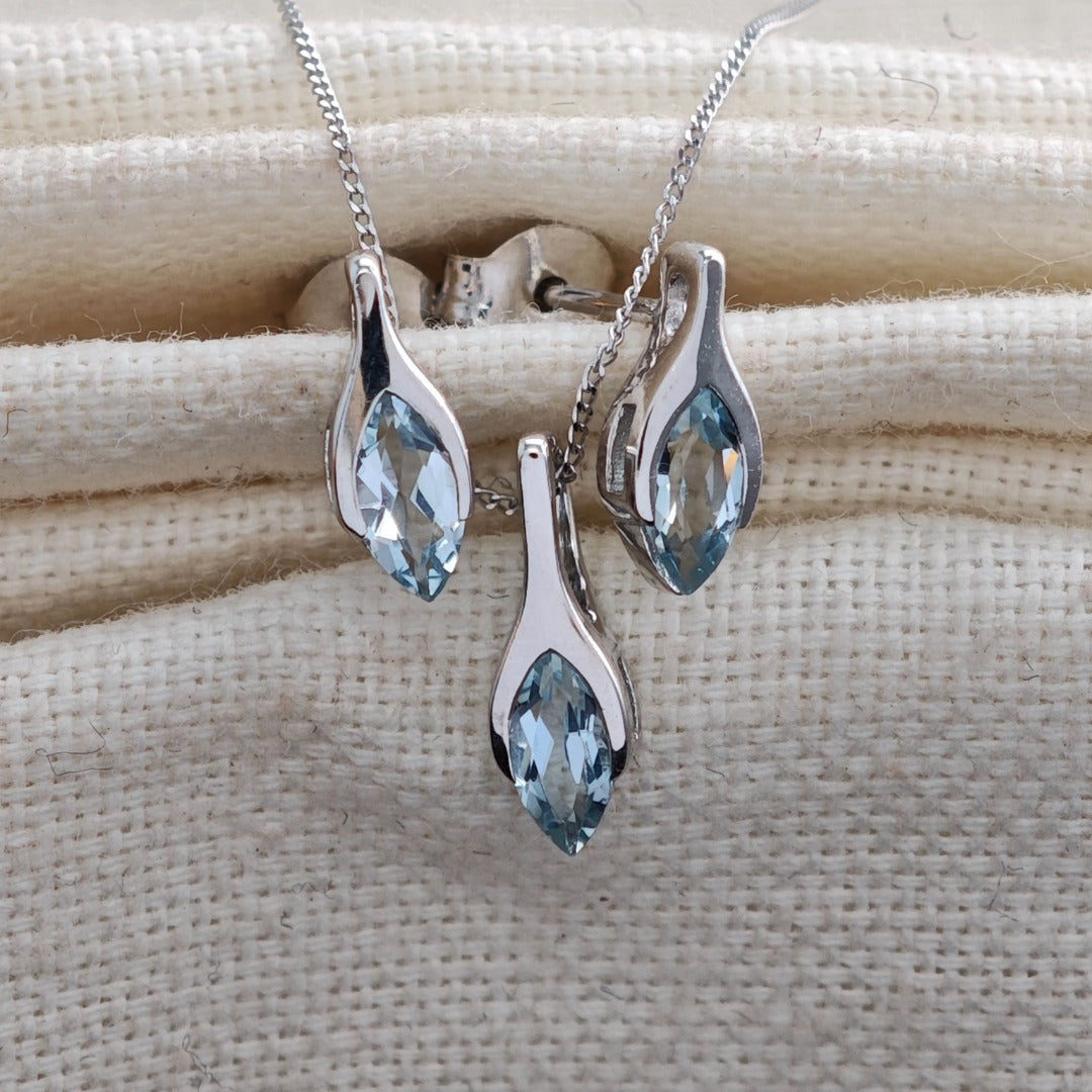 9ct White Gold Aquamarine Set Pendant Earrings Minimalist Marquise