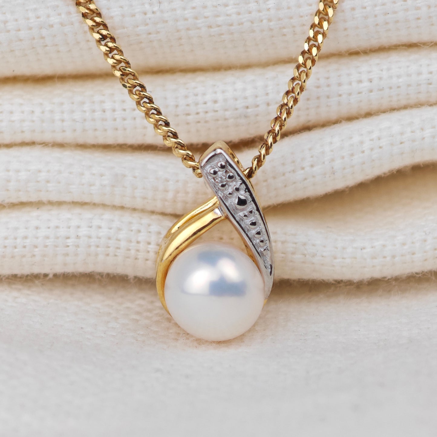 9ct Gold Necklace Diamond White Freshwater Pearl Optional Chain