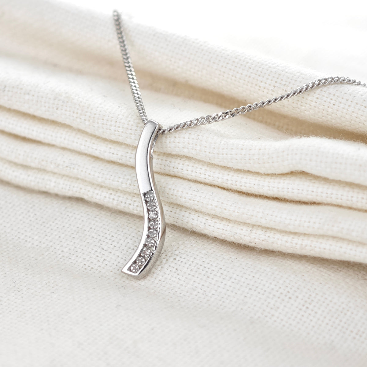 Necklace in Sterling Silver – Presented in Gift-Ready Packaging
