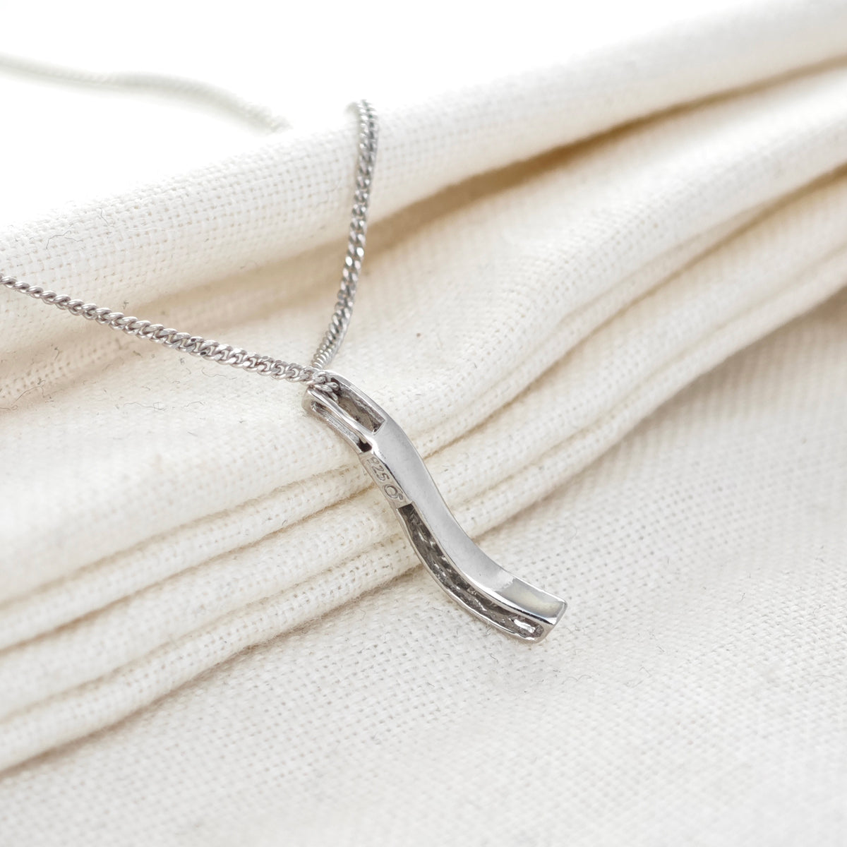 Necklace in Sterling Silver – Handcrafted Natural Gemstone
