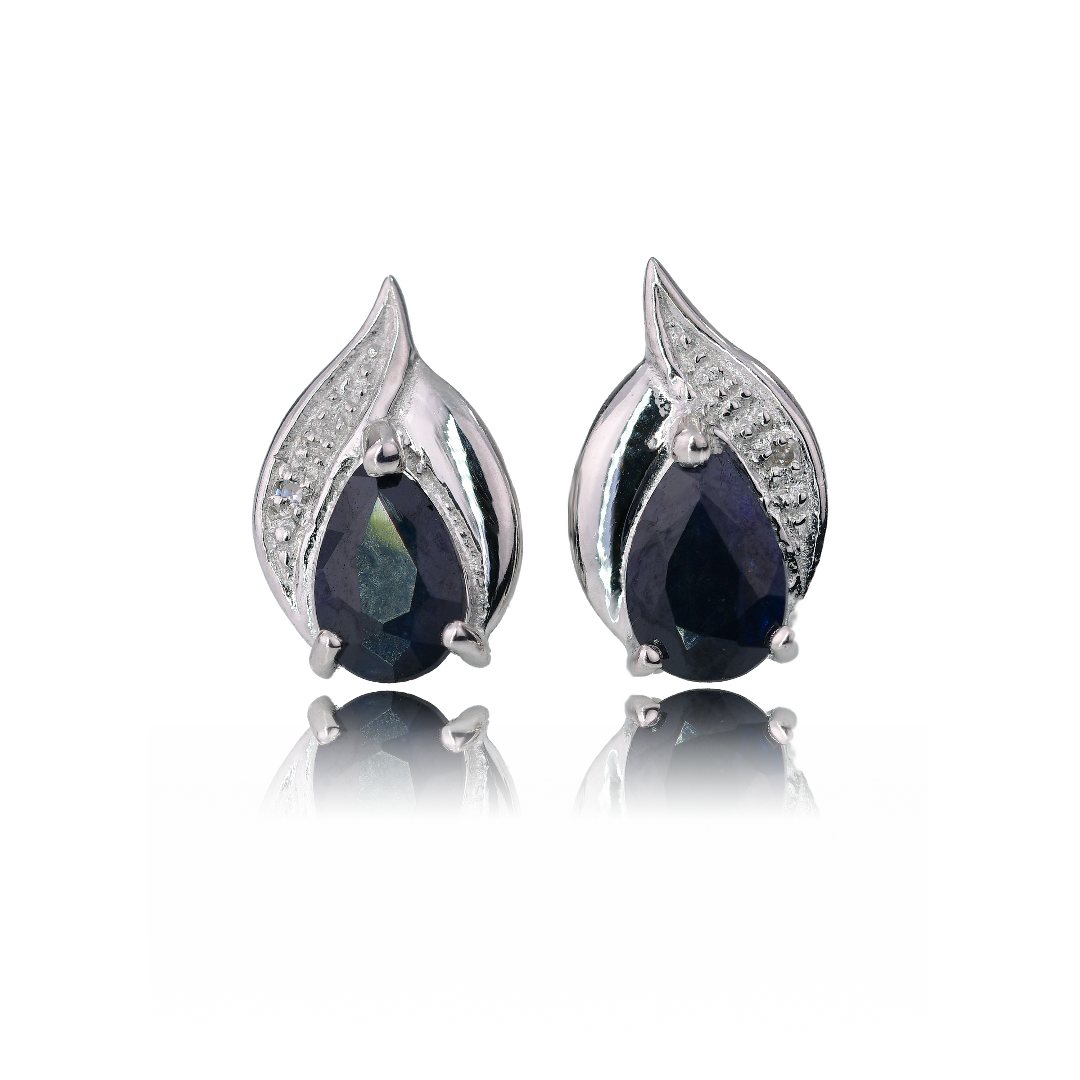 Sapphire Necklace in Sterling Silver – Presented in Gift-Ready Packaging