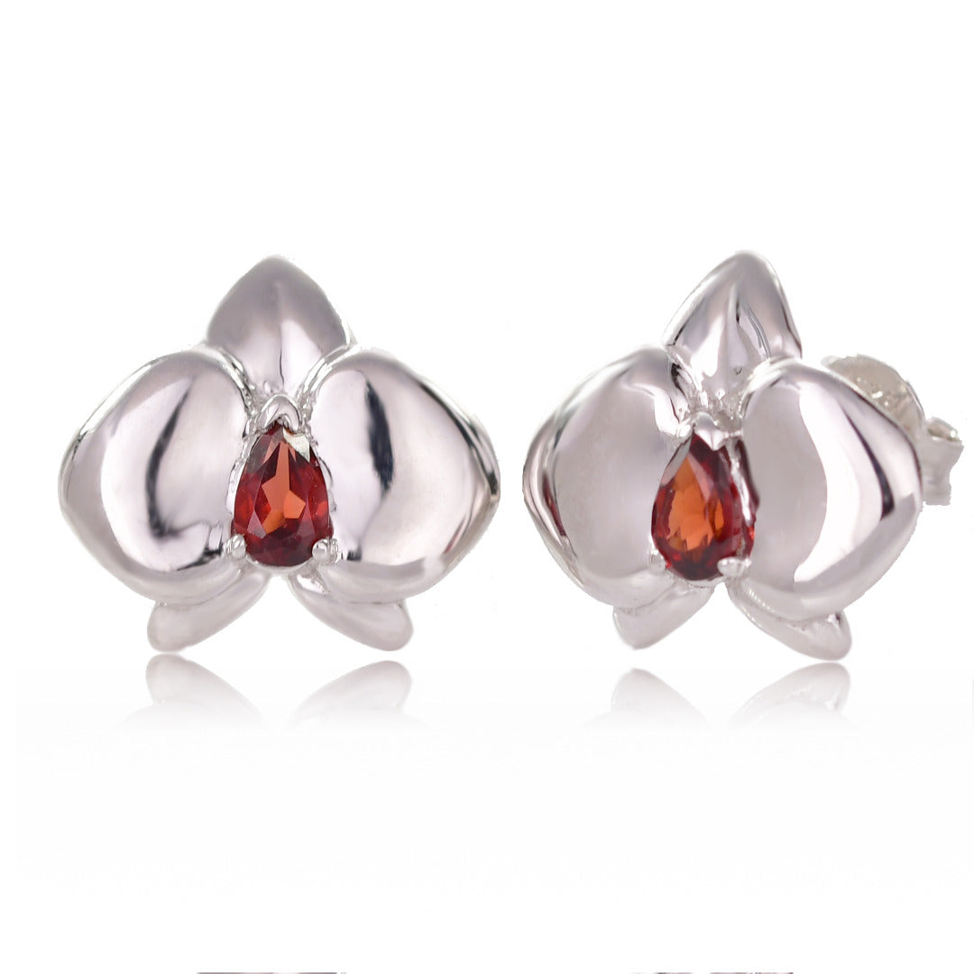 Garnet Necklace in Sterling Silver – Perfect Gift for Her