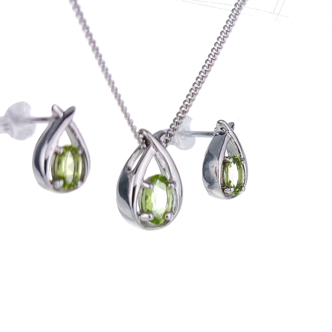 Peridot Necklace Earring Set 1ct Twist