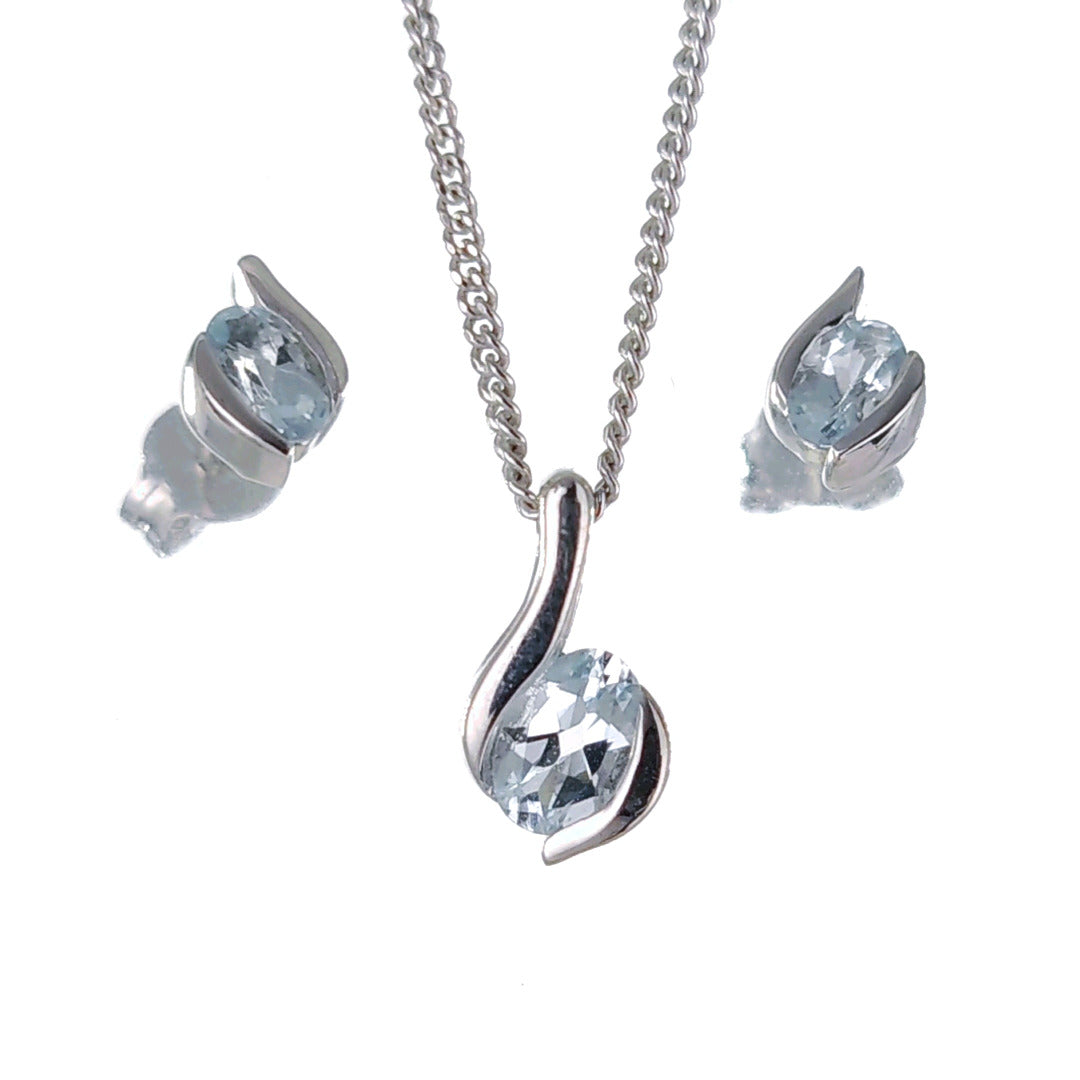 Aquamarine jewellery set in sterling silver