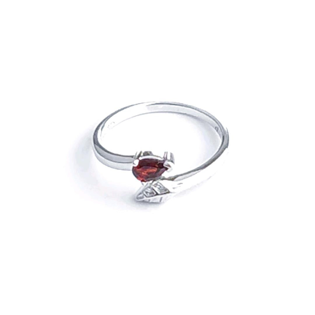 Garnet Ring in Sterling Silver – Handcrafted Natural Gemstone