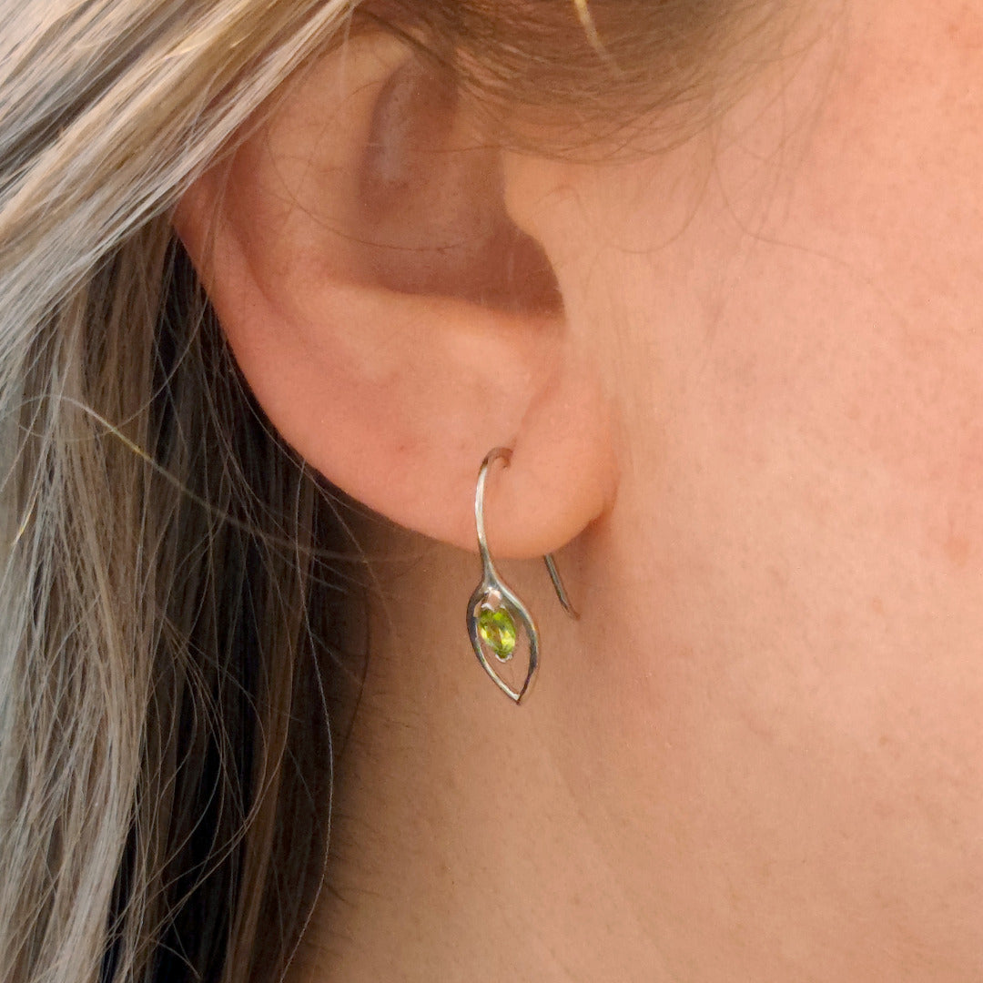 Set Peridot Necklace Dangle Earrings Sterling Silver Marquise