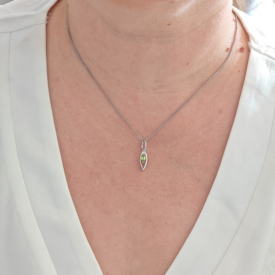 Set Peridot Necklace Dangle Earrings Sterling Silver Marquise
