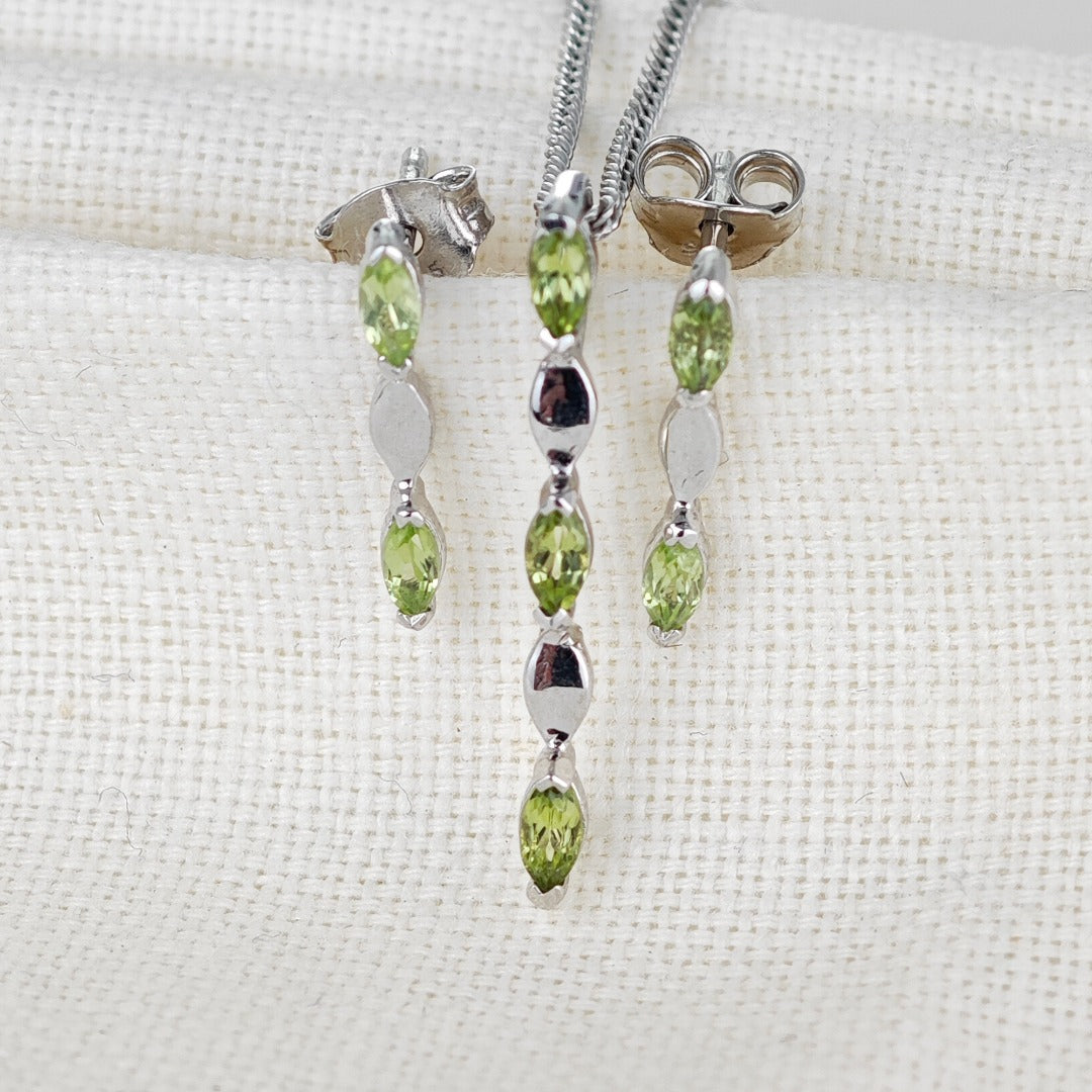 Set Peridot Necklace Earrings Sterling Silver Studs Infinity Marquise
