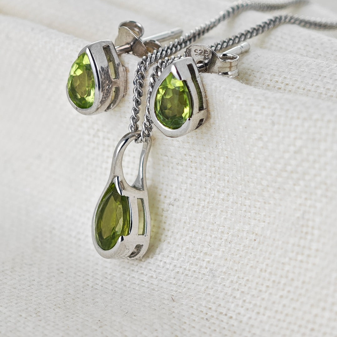Peridot Pear Earring Pendant Set Sterling Silver