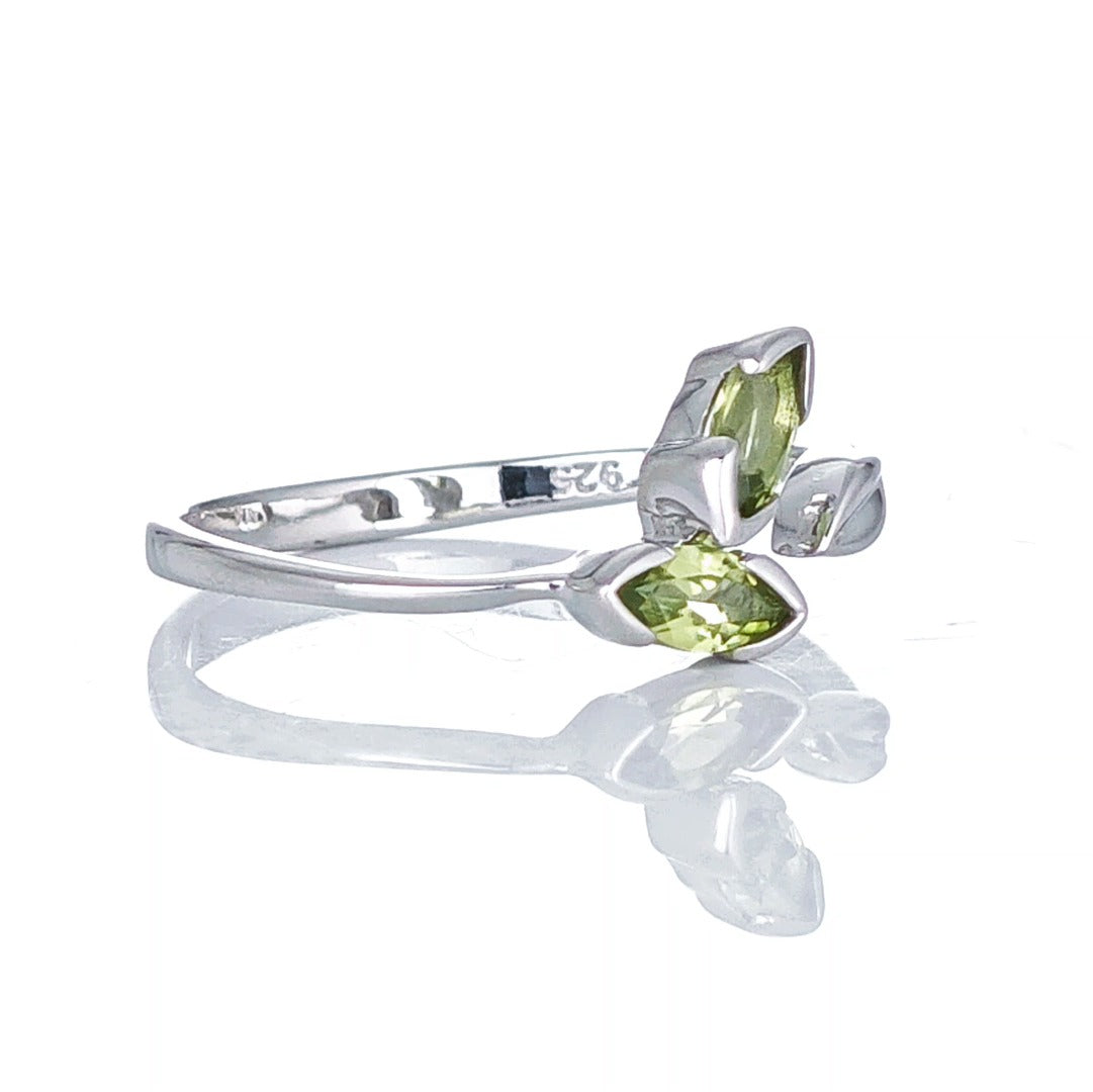 Peridot Olive Leaves Ring in Sterling Silver