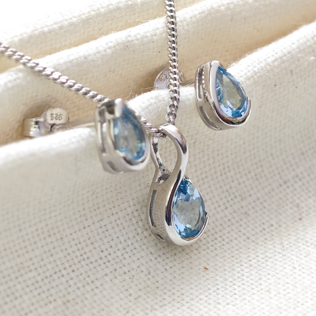 Blue Topaz Set Sterling Silver Pendant Stud Earrings Infinity Loop
