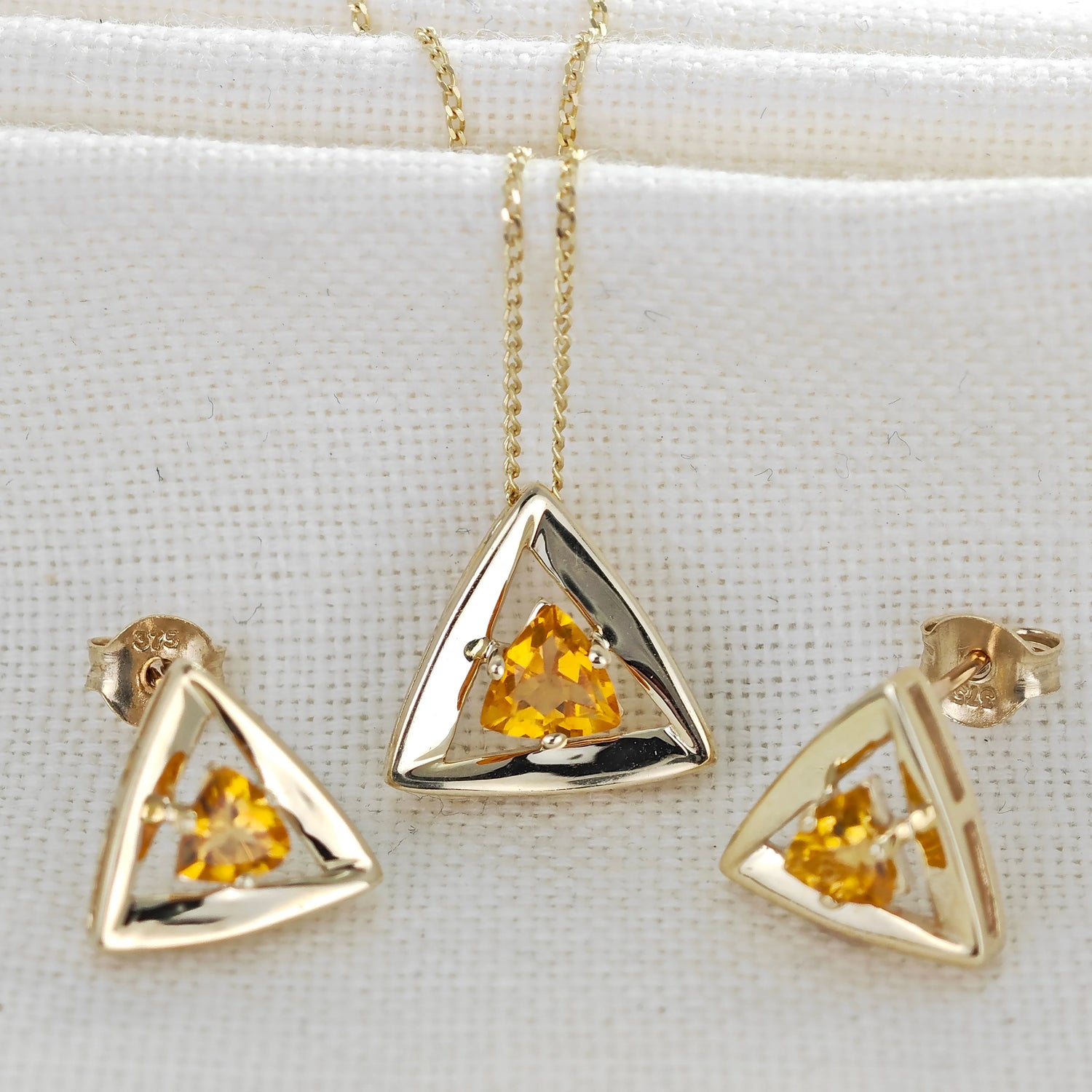 9ct Yellow Gold Citrine jewellery – necklaces, rings, earrings – designed in the UK