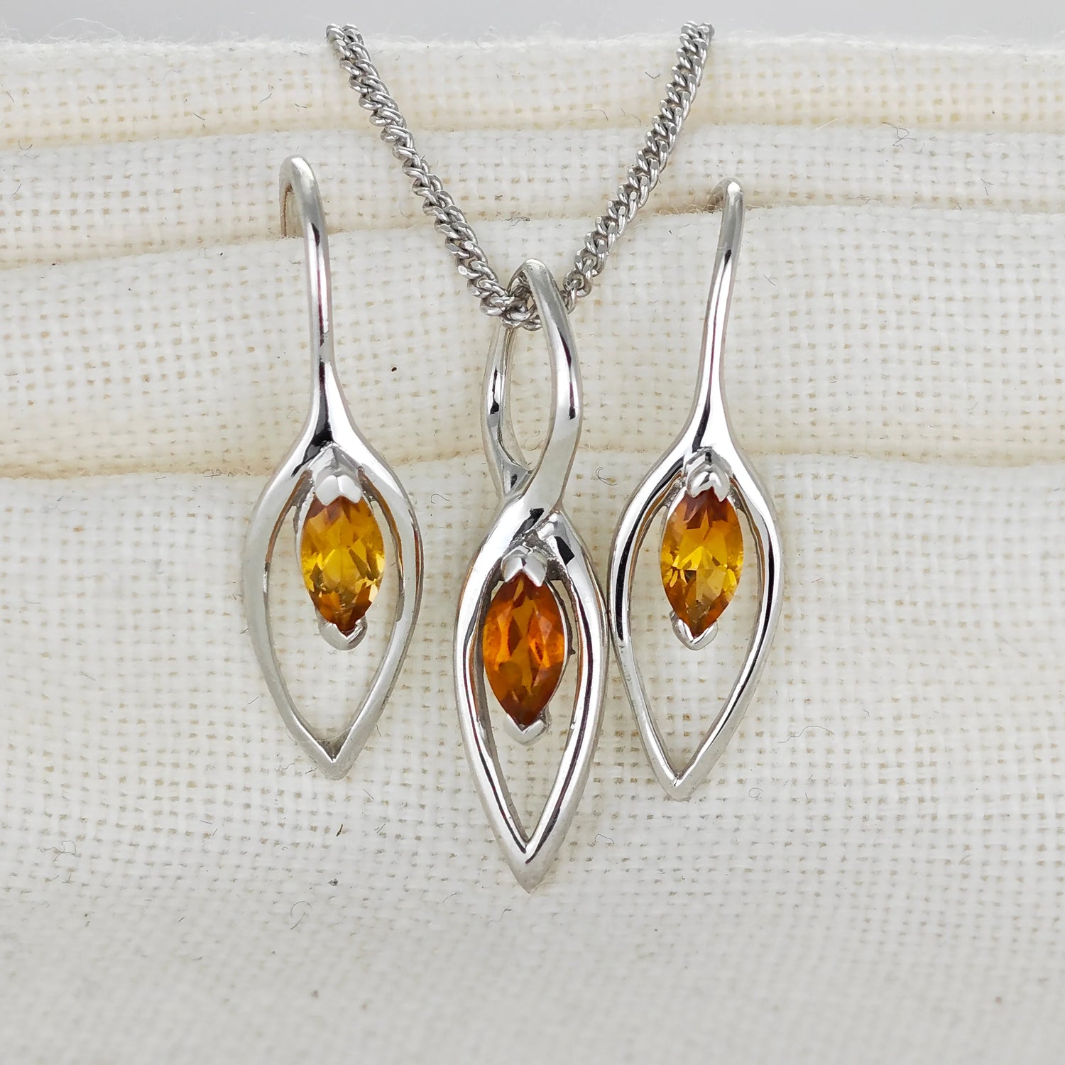 Citrine jewellery – necklaces, rings, earrings – designed in the UK
