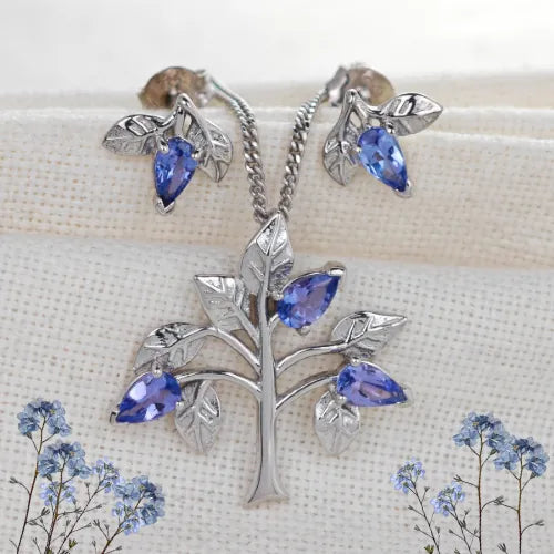 Tanzanite jewellery – necklaces, rings, earrings, brooches, bangles – designed in the UK