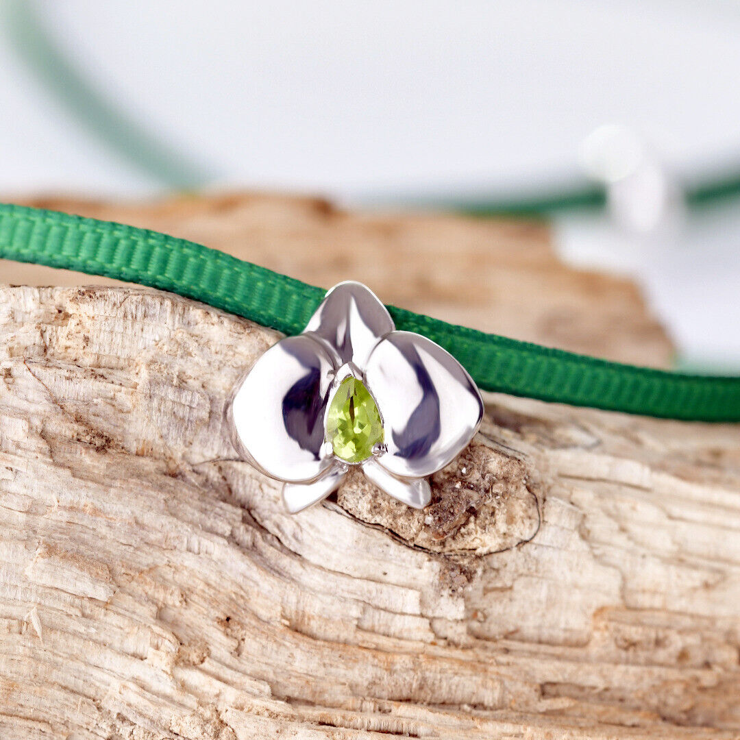 peridot silver pendant necklace image 4