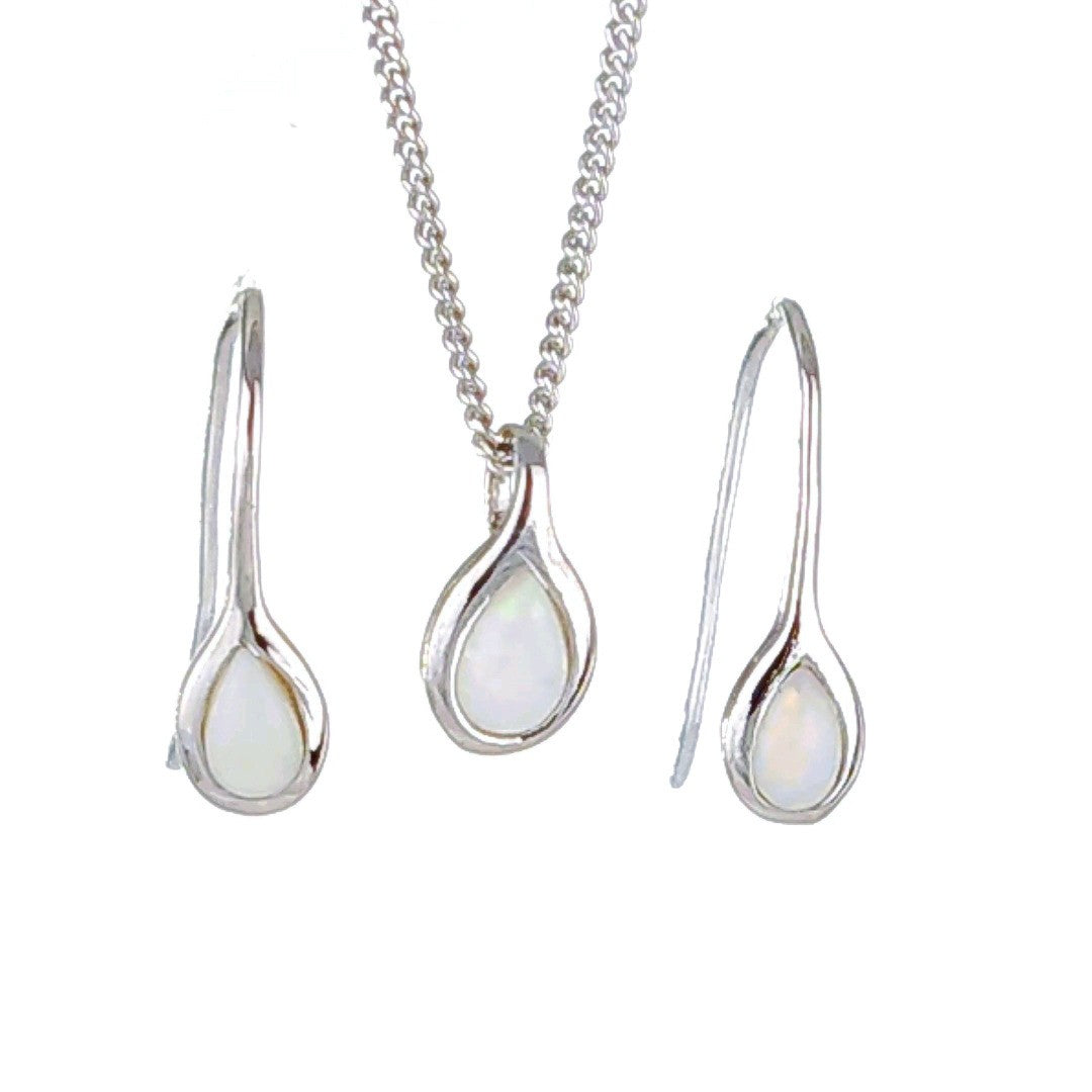 opal necklace and earrings set designed in the UK