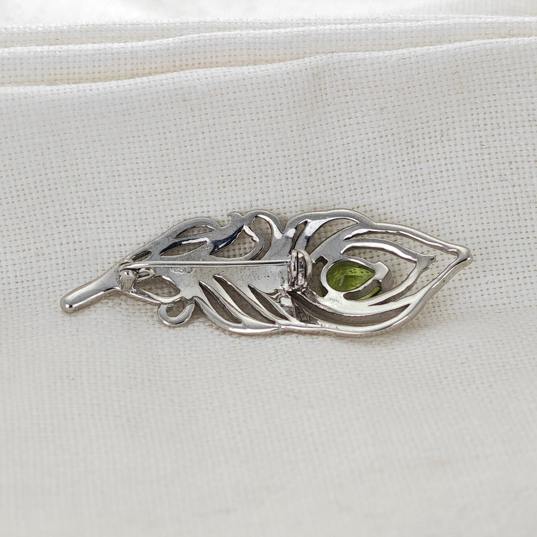 peridot silver brooch image 7