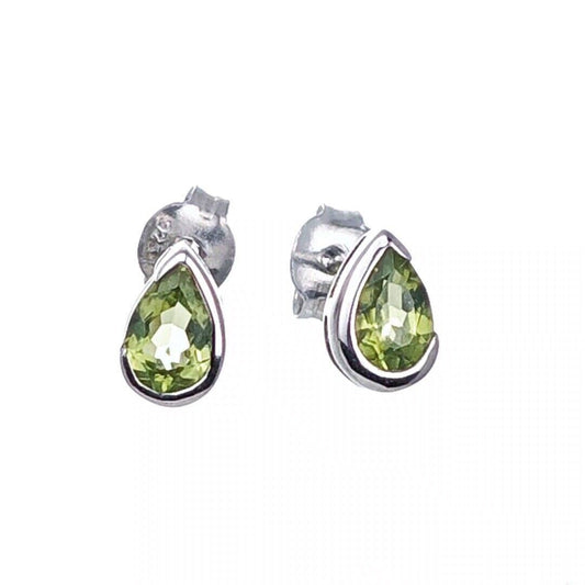 peridot silver stud earrings