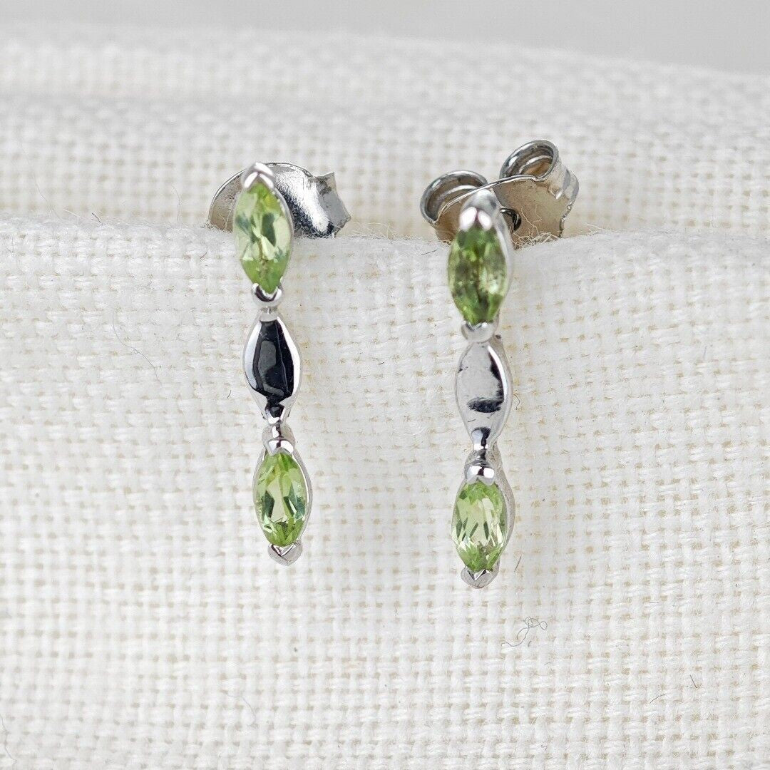 peridot silver stud earrings image 3