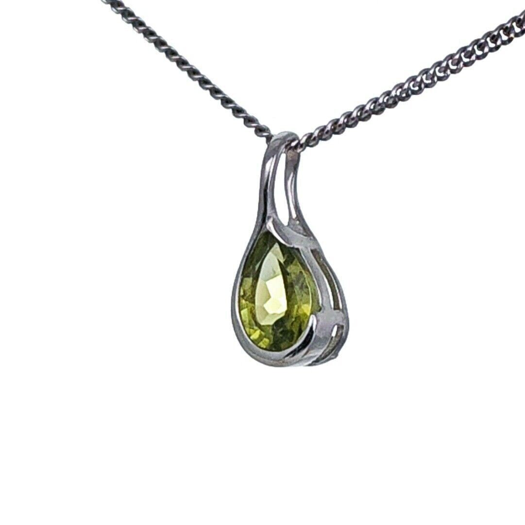 peridot silver pendant image 6