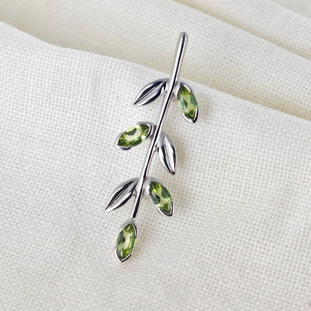 peridot silver brooch image 2