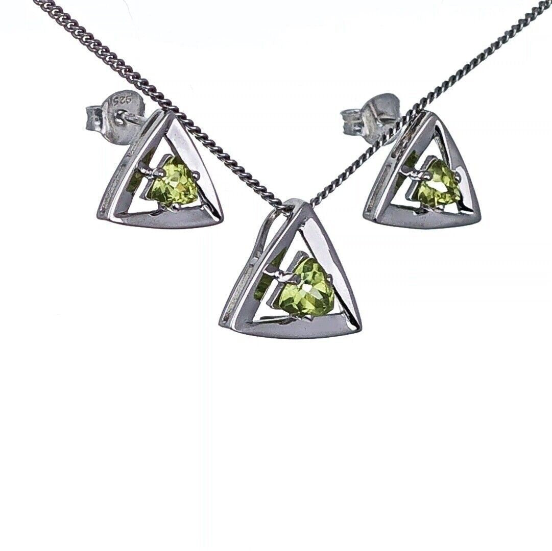 peridot silver stud earrings image 6