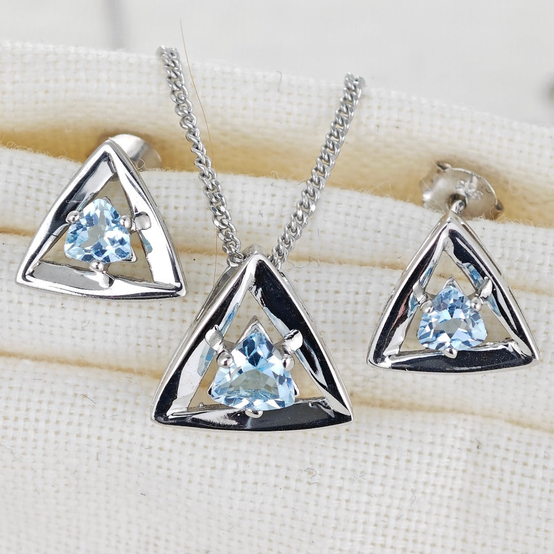 Blue Topaz Trillion Jewellery Set in Sterling Silver