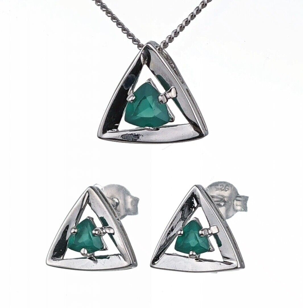 Green Onyx Trillion Jewellery Set in Sterling Silver