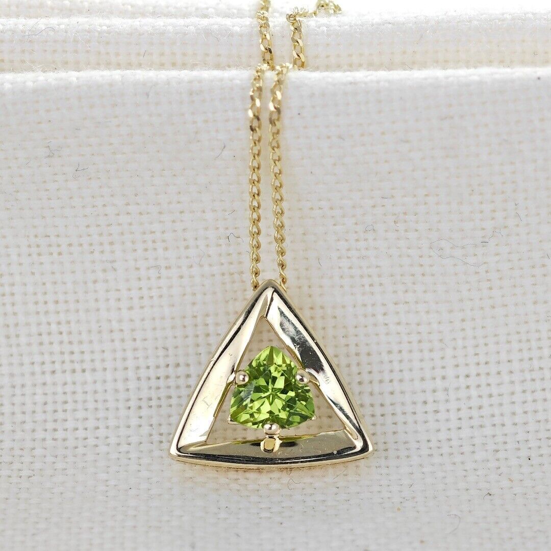 elegant 9ct gold peridot pendant | green trillion gemstone | hallmarked | uk design designed in the UK