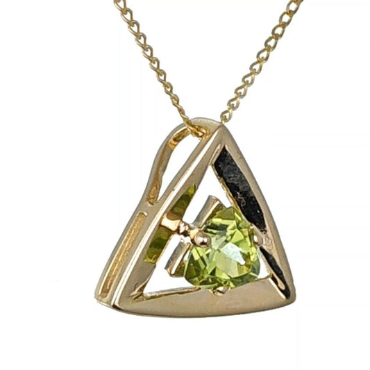 peridot gold pendant