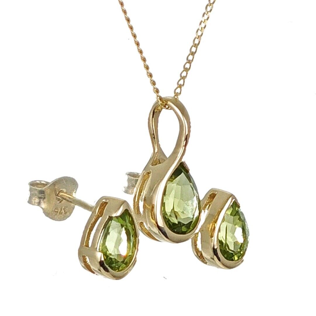 peridot gold earrings image 9